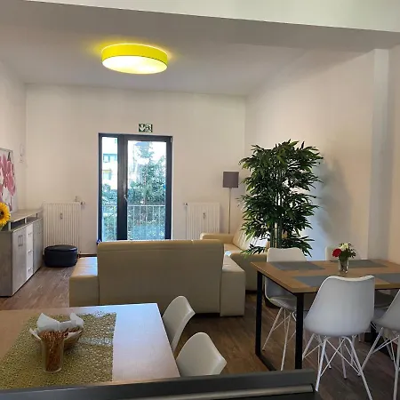 Monteurzimmer 1 *